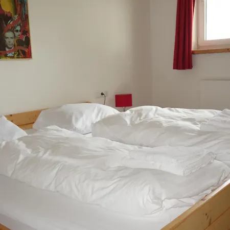 Cornelia Aparthotel *