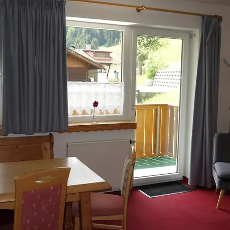 Cornelia Hotel apartamentowy *