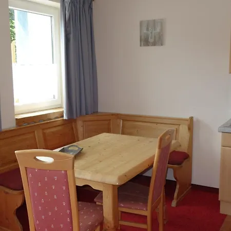 Cornelia Hotel apartamentowy *