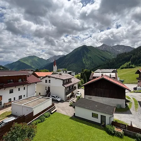 Cornelia Aparthotel Berwang